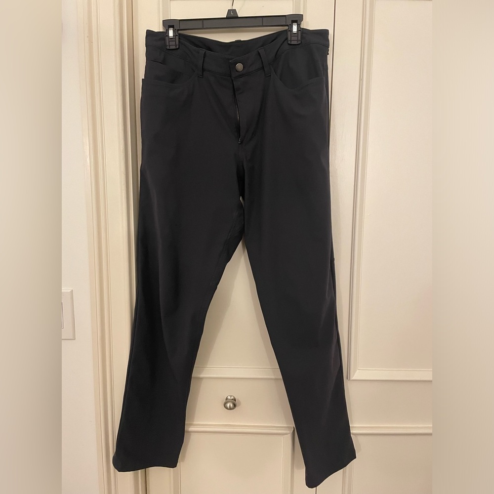 Lululemon ABC Classic Fit Men’s Pants
